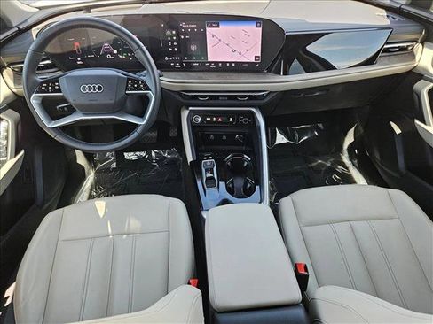 Certified 2025 Audi Q5 Premium w/ Premium Plus AWD/4WD image 18