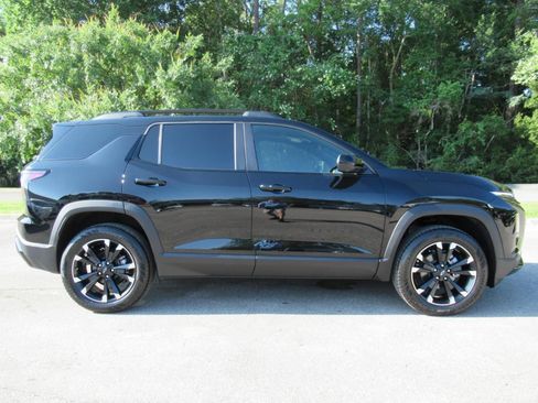 Used 2026 Chevrolet Equinox RS w/ Safety and Technology Package FWD image 2