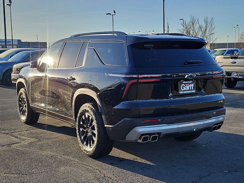 Used 2025 Chevrolet Traverse Z71 w/ Driver Confidence Package image 9