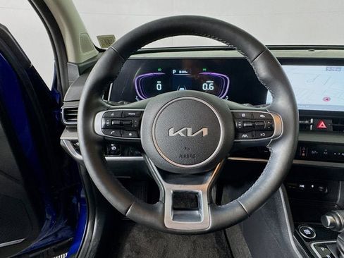Certified 2023 Kia Sportage EX AWD/4WD image 11