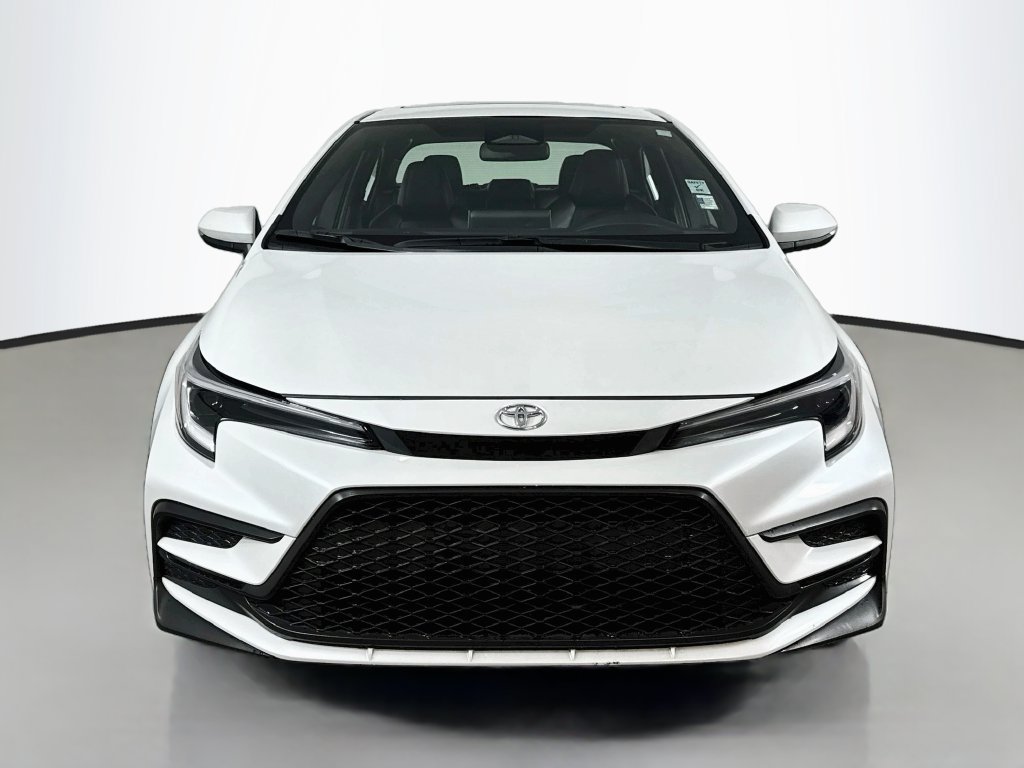 Used 2024 Toyota Corolla XSE FWD image 2