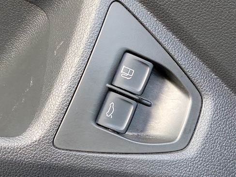 Used 2024 Volkswagen Jetta SE FWD image 10