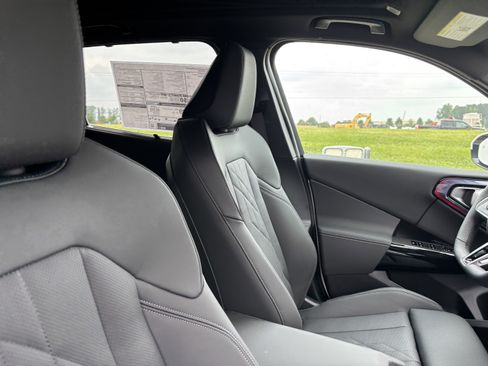 Used 2026 BMW X3 xDrive30 w/ Premium Package image 21