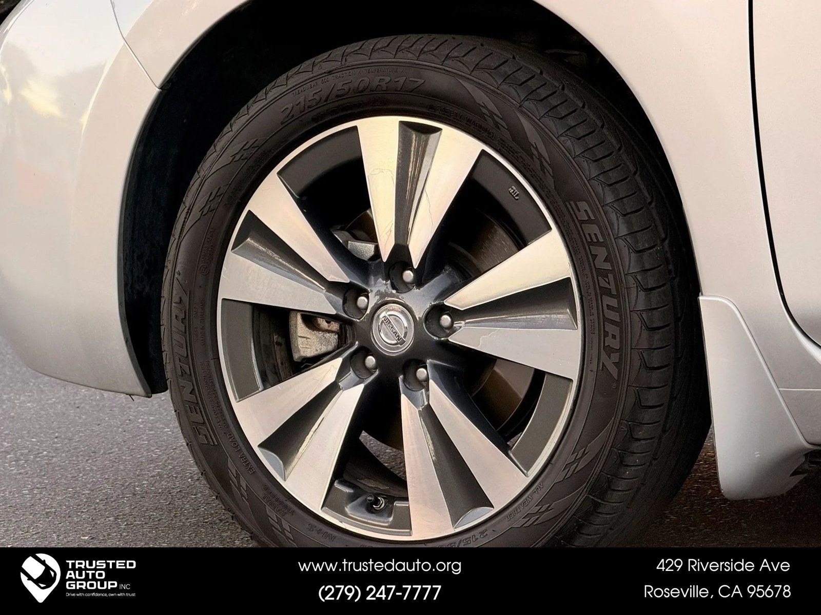 Used 2015 Nissan Leaf S w/ Charge Package FWD image 19