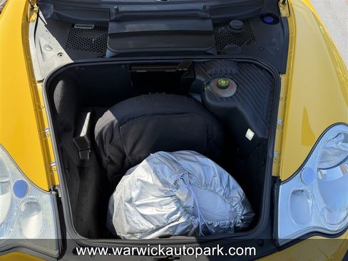 Used 2003 Porsche 911 Cabriolet image 3