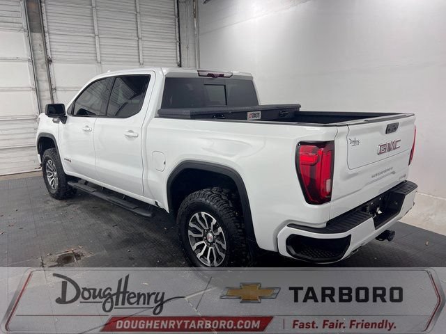 Used 2023 GMC Sierra 1500 AT4 w/ Technology Package AWD/4WD image 5
