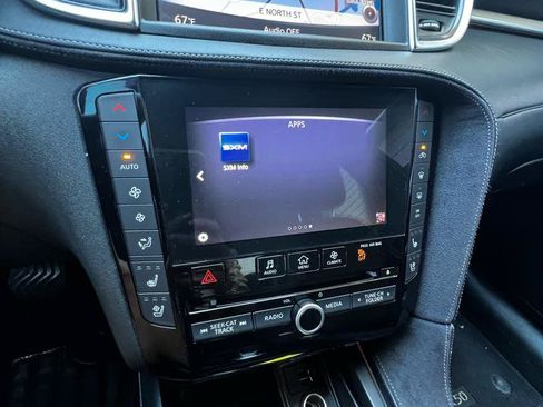 Used 2019 INFINITI QX50 Essential w/ Sensory Package AWD/4WD image 30
