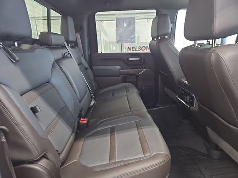 Used 2023 GMC Sierra 3500 Denali w/ Denali Ultimate Package AWD/4WD image 31