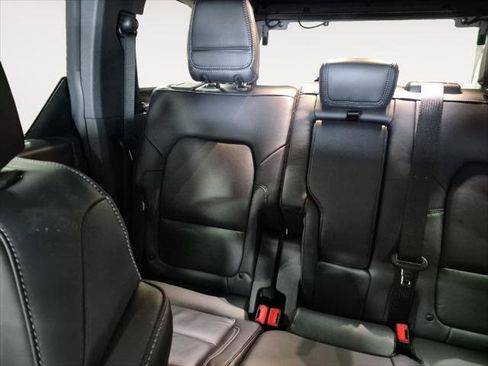 New 2025 Ford Bronco Outer Banks w/ Sasquatch Package image 16