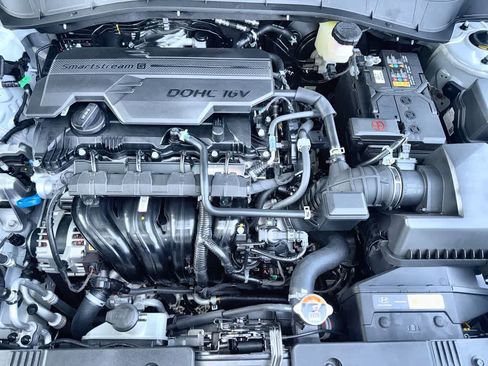New 2027 Hyundai Kona SEL Sport FWD image 12