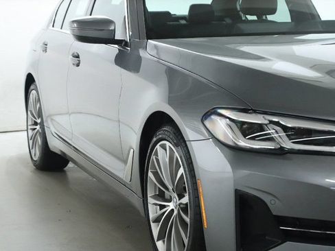 Used 2023 BMW 530i xDrive w/ Premium Package AWD/4WD image 9