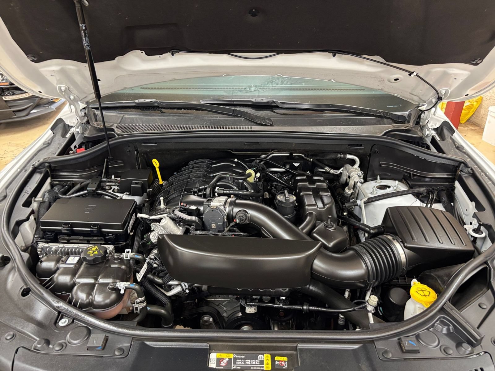 Used 2024 Dodge Durango SXT AWD/4WD image 31
