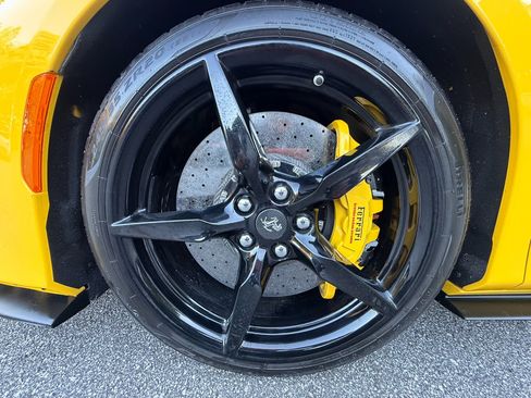 Used 2021 Ferrari F8 Tributo image 30