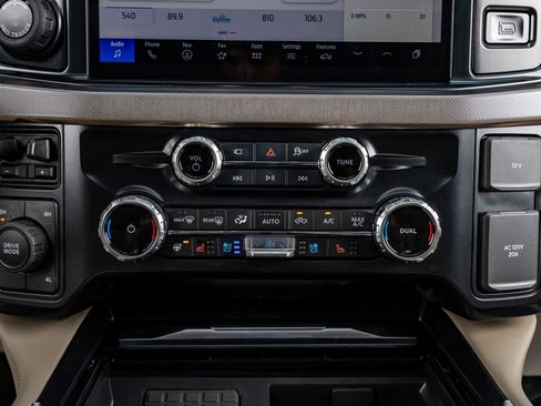 Used 2026 Ford F350 Platinum w/ Platinum Plus Package image 27