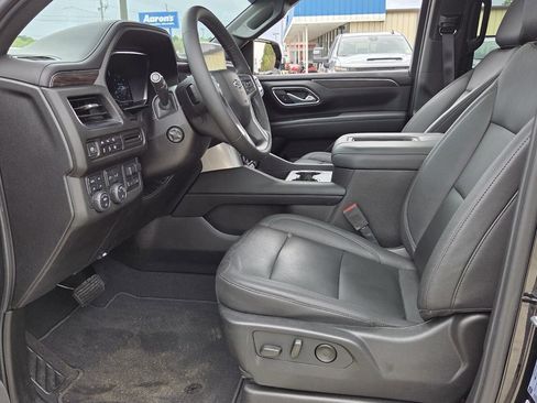 Used 2023 Chevrolet Tahoe Z71 w/ Z71 Off-Road Package AWD/4WD image 12