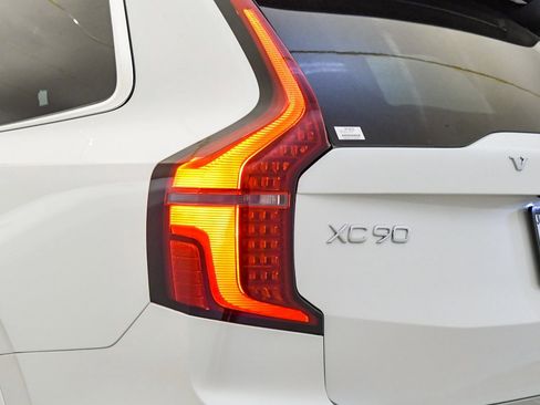 Certified 2025 Volvo XC90 B6 Ultra w/ Protection Package Premier image 12