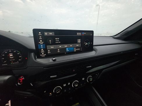 Used 2025 Honda Accord Sport image 20
