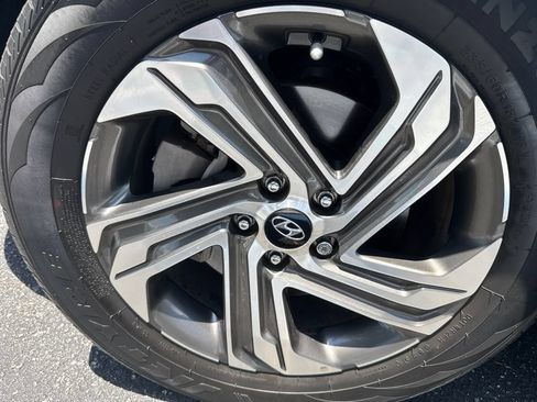 Used 2022 Hyundai Santa Fe SEL FWD image 4