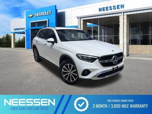 Used 2024 Mercedes-Benz GLC 300 4MATIC image 1
