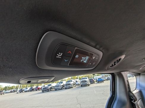 New 2026 Chrysler Pacifica Pinnacle w/ Trailer Tow Group image 39