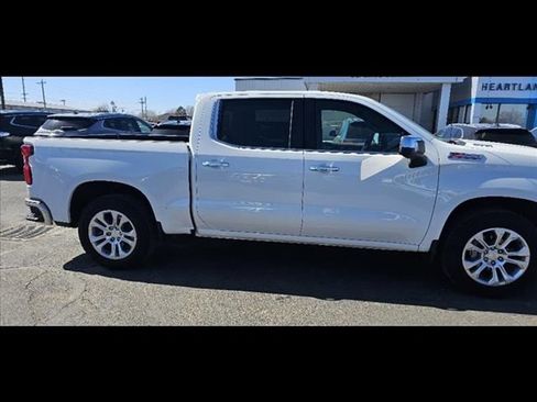 Used 2024 Chevrolet Silverado 1500 LTZ AWD/4WD image 2