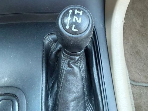 Used 2000 Toyota Land Cruiser AWD/4WD image 27