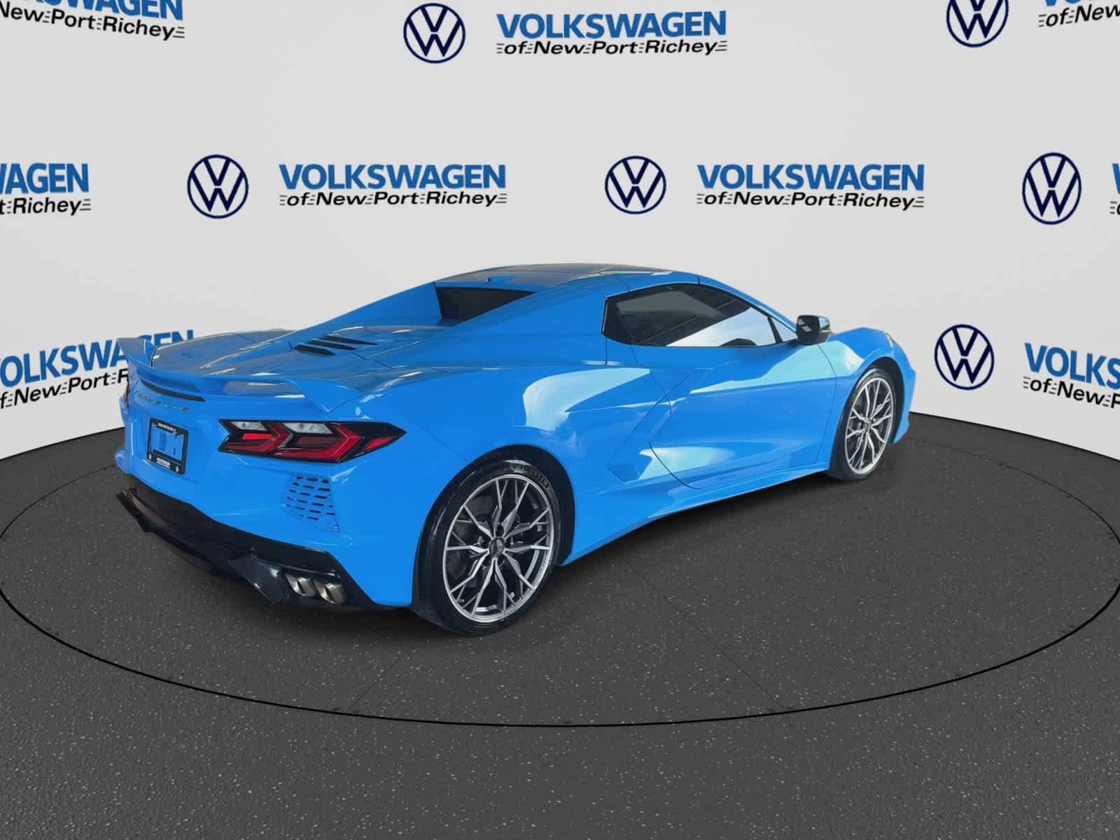 Used 2023 Chevrolet Corvette Stingray Premium Conv w/ Z51 Performance Package RWD image 8