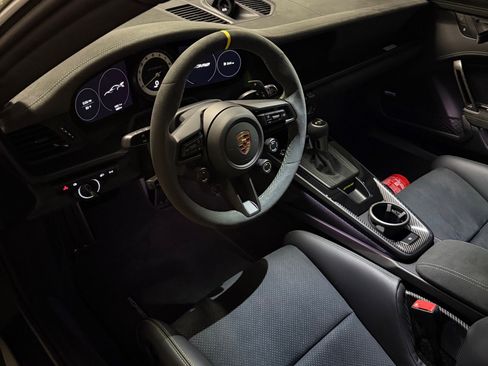 Used 2024 Porsche 911 GT3 RS image 17