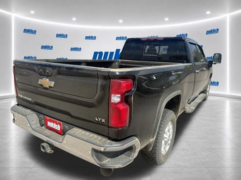 Used 2022 Chevrolet Silverado 3500 LTZ AWD/4WD image 7