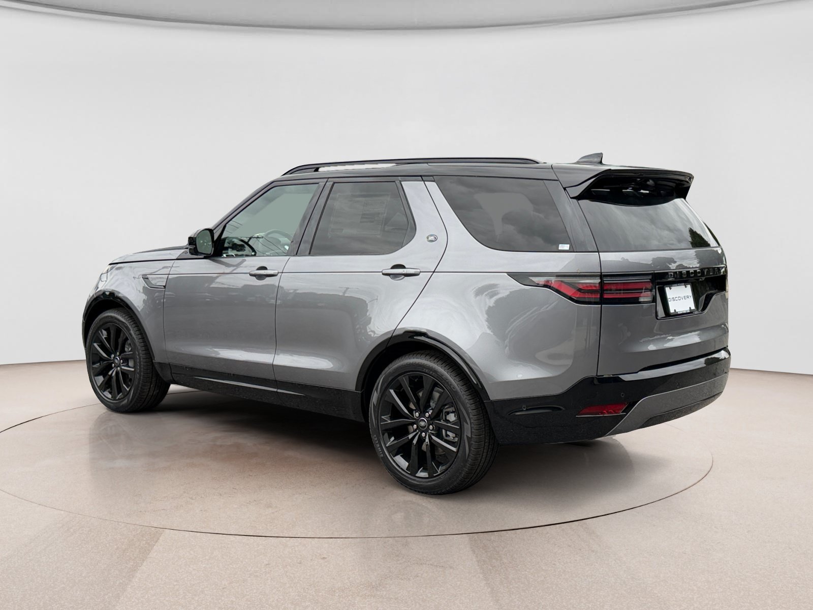 New 2026 Land Rover Discovery Dynamic SE AWD/4WD image 3