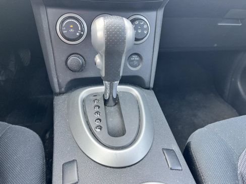 Used 2014 Nissan Rogue S w/ Convenience Package AWD/4WD image 20