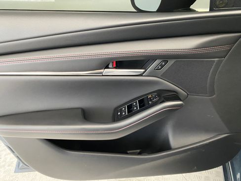 Used 2025 MAZDA MAZDA3 s image 11