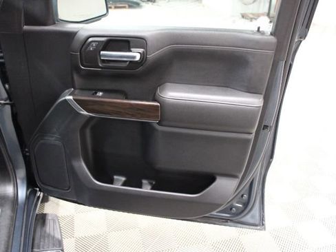 Used 2019 GMC Sierra 1500 SLT image 24