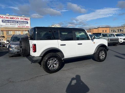 Certified 2025 Ford Bronco Badlands image 3