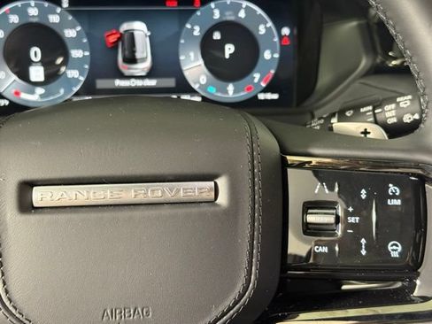 Used 2026 Land Rover Range Rover Velar Dynamic SE AWD/4WD image 19
