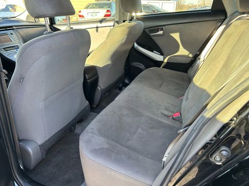 Used 2015 Toyota Prius Two image 15