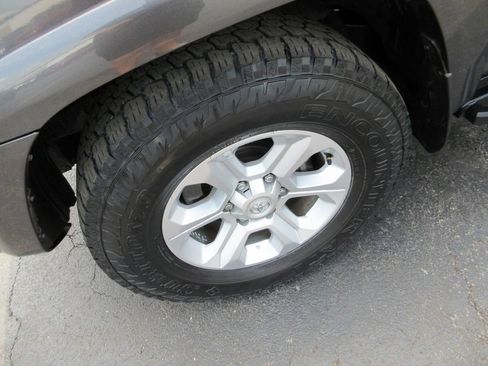 Used 2019 Toyota 4Runner SR5 RWD image 14
