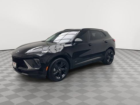 Certified 2025 Buick Envision Sport Touring image 40