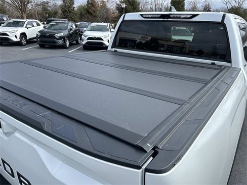 Used 2024 Toyota Tundra Limited image 12