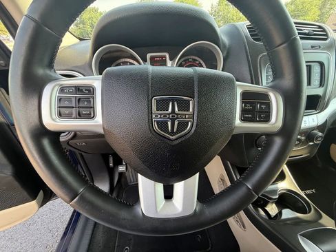 Used 2017 Dodge Journey SXT w/ Premium Group image 20