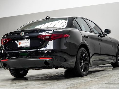 Used 2022 Alfa Romeo Giulia Ti image 12