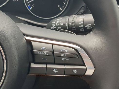 Certified 2025 MAZDA MAZDA3 Hatchback w/Premium Plus Pkg image 24