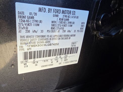 Used 2020 Ford Explorer ST w/ ST Street Pack image 34