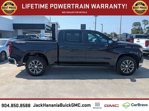 Used 2023 Chevrolet Silverado 1500 LT AWD/4WD image 3