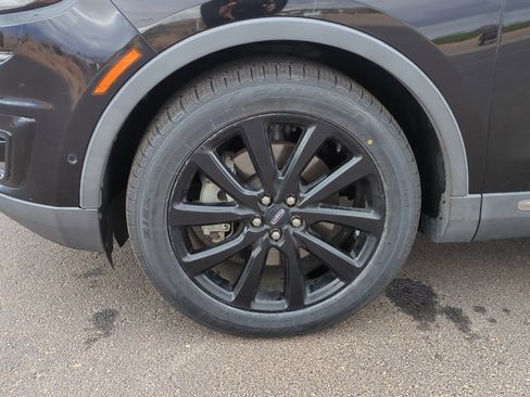 Used 2020 Lincoln Nautilus Reserve FWD image 11