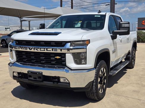 Certified 2020 Chevrolet Silverado 2500 LT w/ Texas Edition RWD image 13