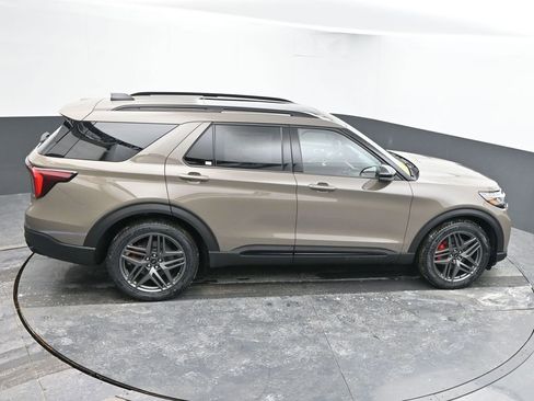 New 2026 Ford Explorer ST w/ Sun And Sound Package image 63