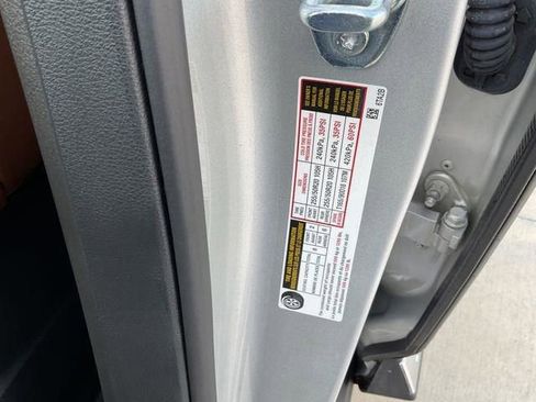 Used 2025 Nissan Pathfinder Platinum w/ Cargo Package image 39