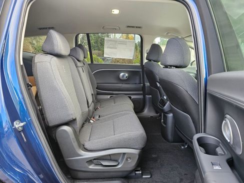 New 2026 Hyundai Ioniq 9 S image 12