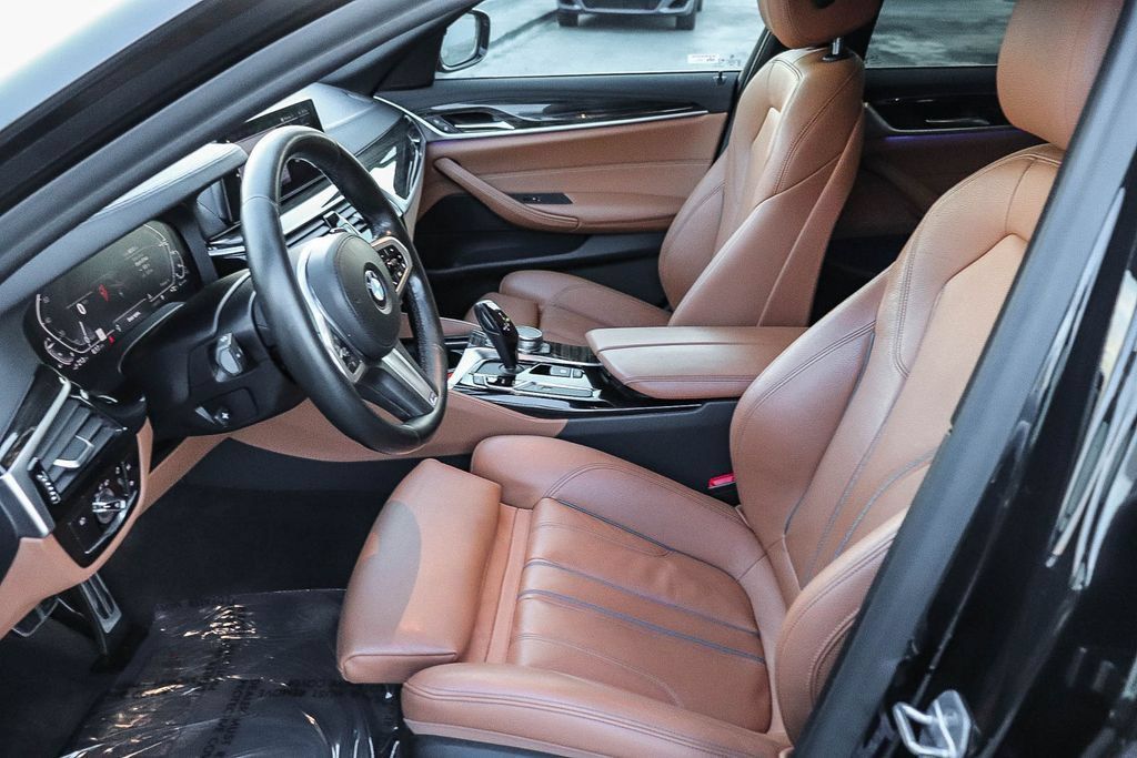 Used 2020 BMW 530e w/ M Sport Package RWD image 20